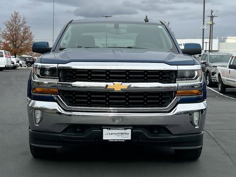Used 2017 Chevrolet Silverado 1500 LT w/ All Star Edition image 9