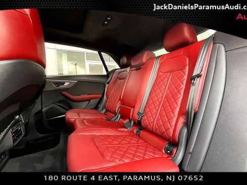 Used 2024 Audi SQ8 Prestige w/ Prestige Package AWD/4WD image 18