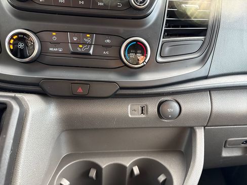 Used 2023 Ford Transit 250 Low Roof AWD w/ Exterior Upgrade Package image 22