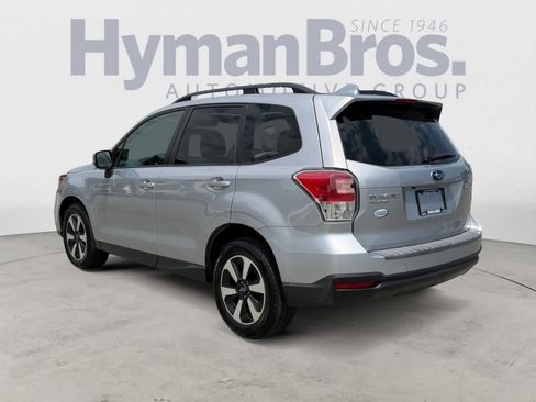 Used 2018 Subaru Forester 2.5i Premium AWD/4WD image 6