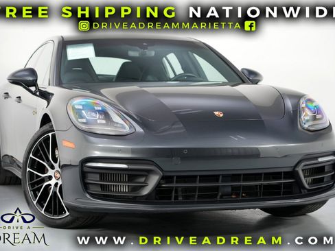 Used 2021 Porsche Panamera 4S w/ Premium Package image 2