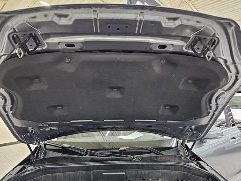 Used 2016 Volvo XC90 T6 Momentum w/ Momentum Plus Package AWD/4WD image 47