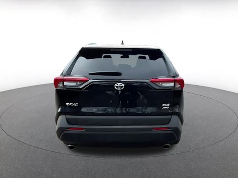 Used 2025 Toyota RAV4 XLE w/ Convenience Package image 12
