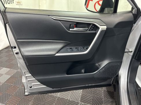 Used 2023 Toyota RAV4 XLE Premium image 23