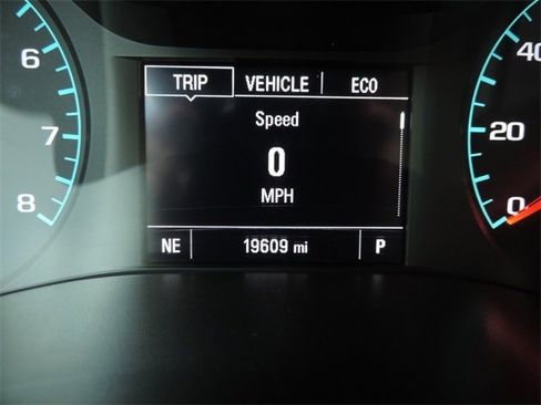 Used 2022 GMC Canyon AT4 image 30