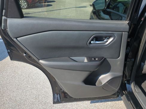 Certified 2024 Nissan Rogue SV AWD/4WD image 27