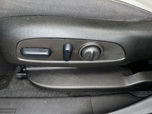 Certified 2024 Chevrolet Equinox LT image 3