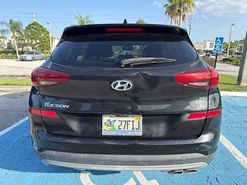 Certified 2021 Hyundai Tucson Limited FWD image 18