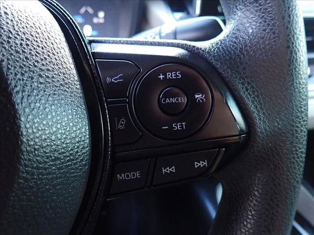 Used 2020 Toyota Corolla LE FWD image 17