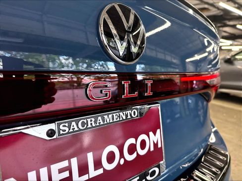 New 2026 Volkswagen Jetta GLI Autobahn FWD image 9