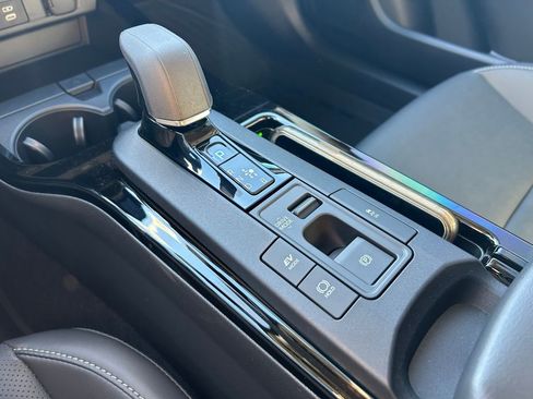 New 2026 Toyota Prius XLE FWD image 27