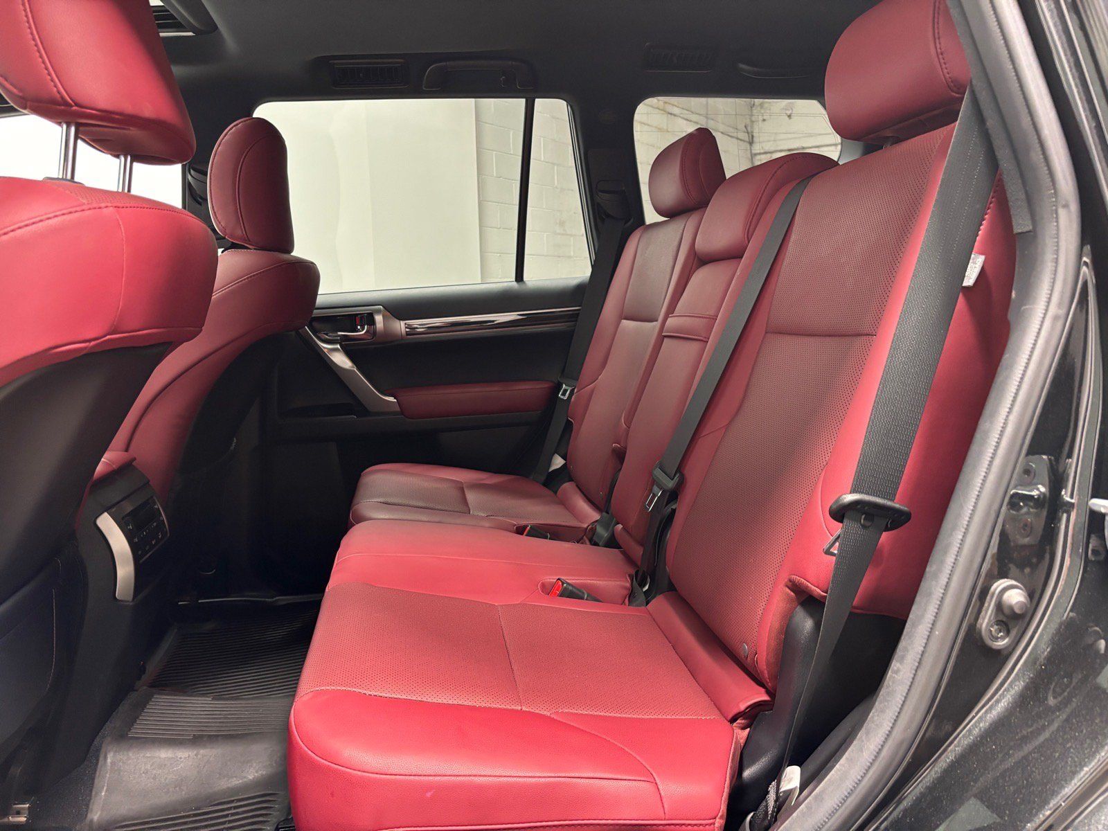 Used 2023 Lexus GX 460 Premium w/ Premium Package AWD/4WD image 27