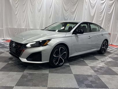 Used 2023 Nissan Altima 2.5 SR