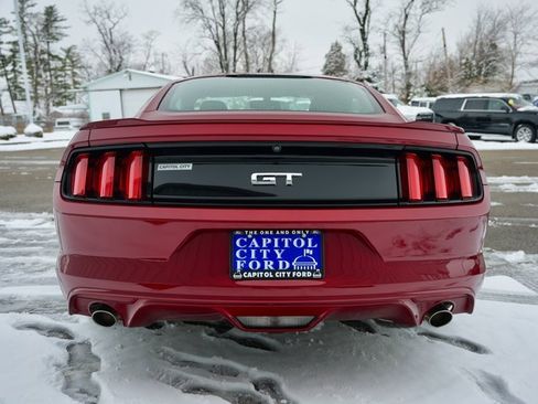 Used 2017 Ford Mustang GT image 5