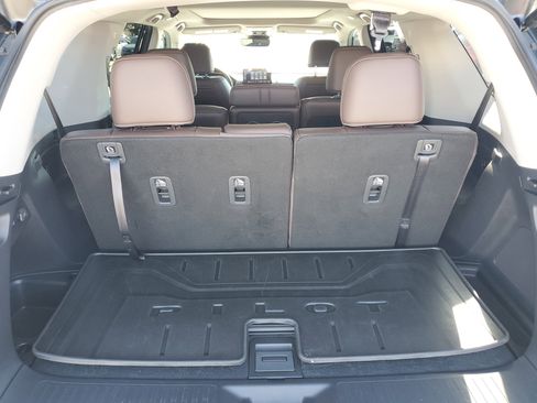 Used 2025 Honda Pilot Elite image 8