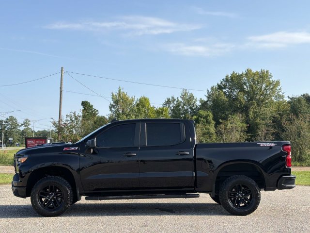 Used 2024 Chevrolet Silverado 1500 Custom Trail Boss AWD/4WD image 13