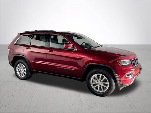 Used 2021 Jeep Grand Cherokee Laredo AWD/4WD image 4
