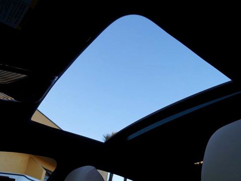 Used 2018 BMW 530i image 21