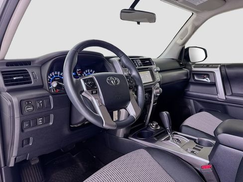 Used 2019 Toyota 4Runner SR5 image 8