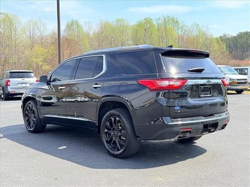 Used 2021 Chevrolet Traverse Premier image 6