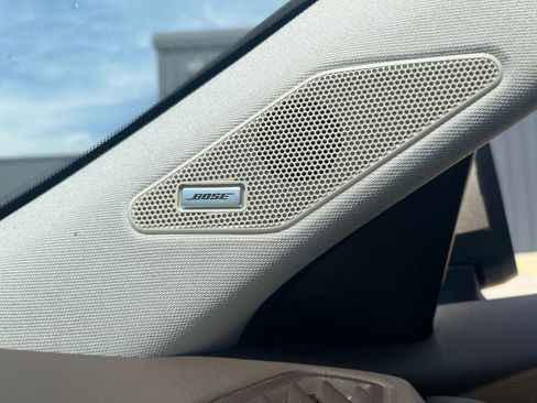 Used 2022 Nissan Rogue Platinum w/ Head-Up Display Package image 32