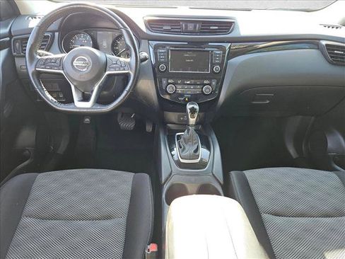 Used 2021 Nissan Rogue Sport SV image 15