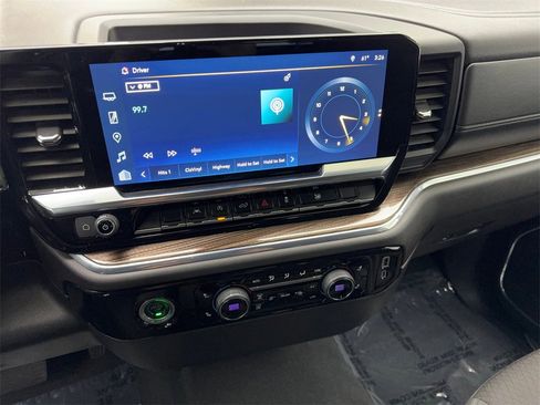 Used 2024 Chevrolet Silverado 1500 LT image 60