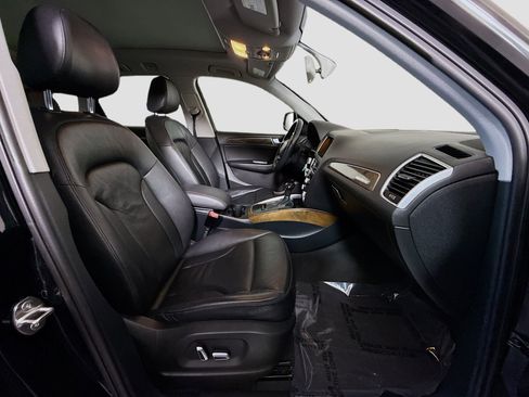 Used 2017 Audi Q5 2.0T Premium image 27