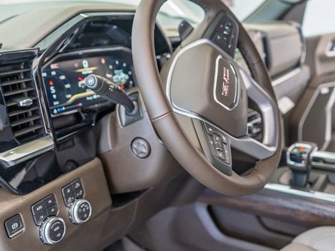 New 2025 GMC Sierra 1500 SLT w/ SLT Premium Plus Package image 6