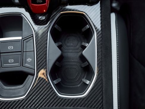 Used 2024 Lamborghini Urus Performante image 71