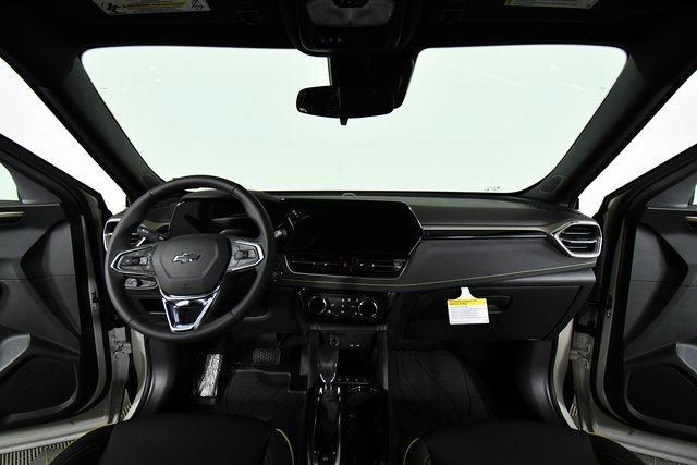 New 2026 Chevrolet TrailBlazer ACTIV AWD/4WD image 18