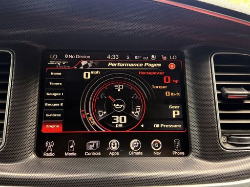Used 2016 Dodge Charger R/T Scat Pack w/ Beats Audio Group RWD image 30