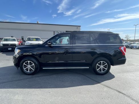 Used 2021 Ford Expedition XLT AWD/4WD image 5