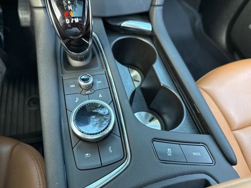 Used 2024 Cadillac XT5 Premium Luxury image 41