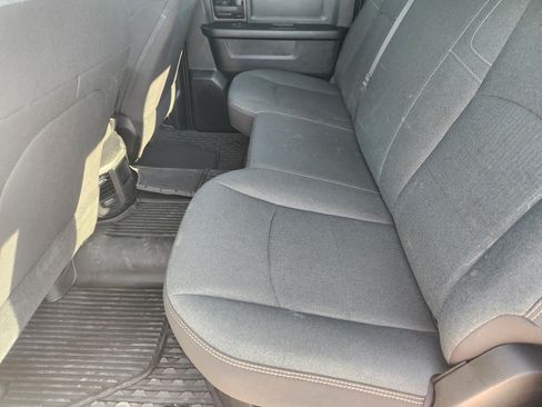 Used 2024 RAM 3500 Tradesman w/ Chrome Appearance Group AWD/4WD image 30