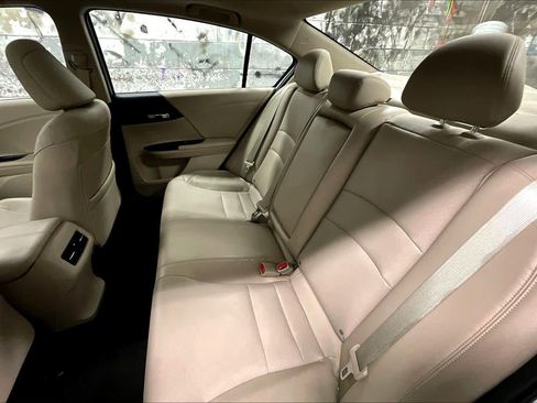 Used 2016 Honda Accord EX-L image 19