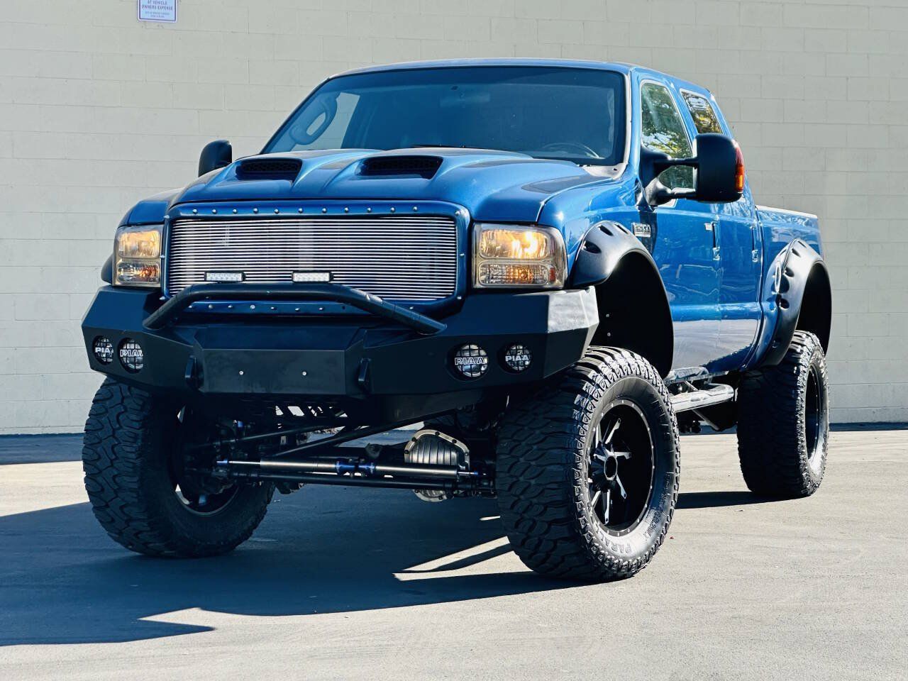 Used 2005 Ford F250 XLT AWD/4WD image 3