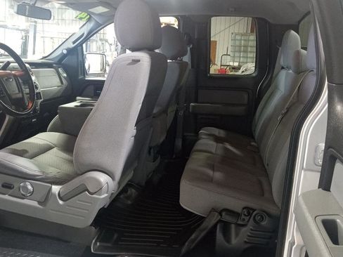 Used 2014 Ford F150 XLT w/ XLT Chrome Package image 9