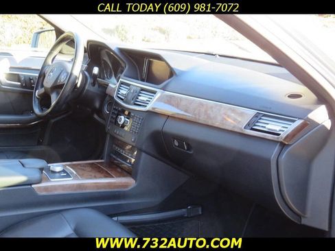 Used 2012 Mercedes-Benz E 350 4MATIC Sedan image 6