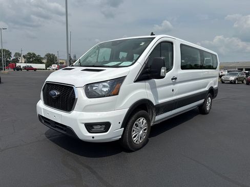 Used 2025 Ford Transit 350 XLT RWD image 4