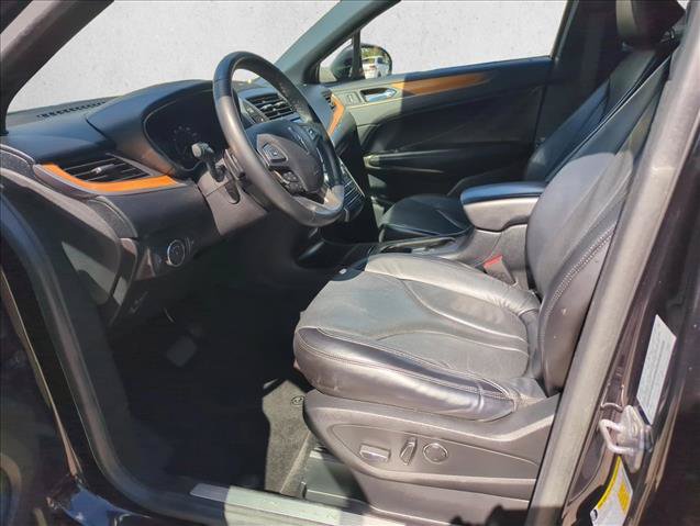Used 2019 Lincoln MKC Reserve FWD image 13