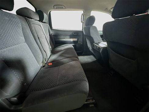 Used 2010 Toyota Tundra 4x4 CrewMax image 23