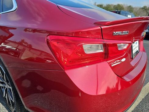 Used 2018 Chevrolet Malibu LT image 34