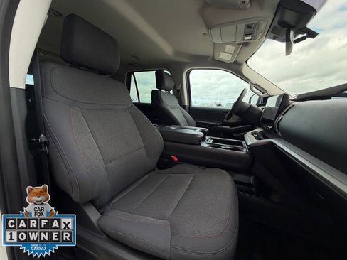 Used 2025 Ford Expedition Max Active AWD/4WD image 23