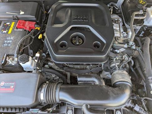 Used 2023 Jeep Wrangler Unlimited AWD/4WD image 22