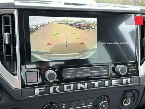 New 2026 Nissan Frontier SV AWD/4WD image 17