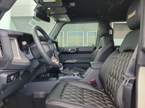 New 2025 Ford Bronco Outer Banks image 16