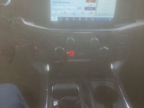 Used 2022 Ford F150 Lariat w/ Equipment Group 502A High image 8