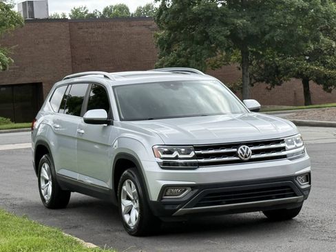 Used 2018 Volkswagen Atlas SEL FWD image 3