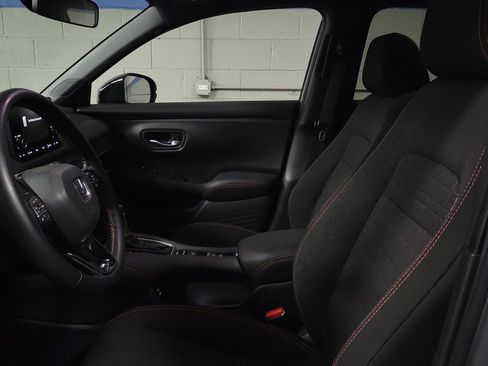 Certified 2025 Honda HR-V Sport image 17